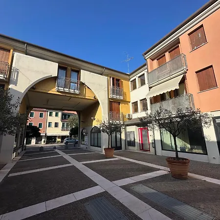 Maria Ida Trilocale Nel Centro Storico - Agenzia Cocal * Caorle